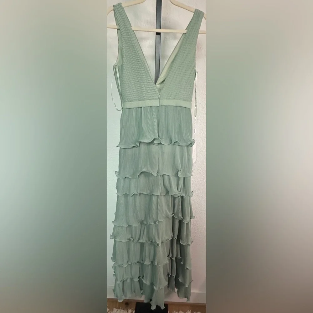 Mac Duggal | Sleeveless Ruffle Tiered V Neck Gown - Picture 4 of 5